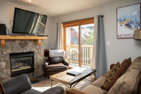 2294 Red Hawk condo